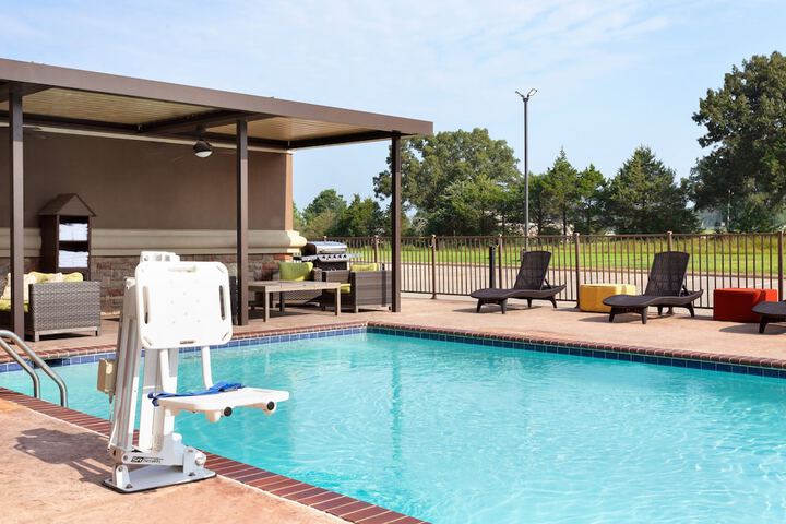 Pool 6 of 62