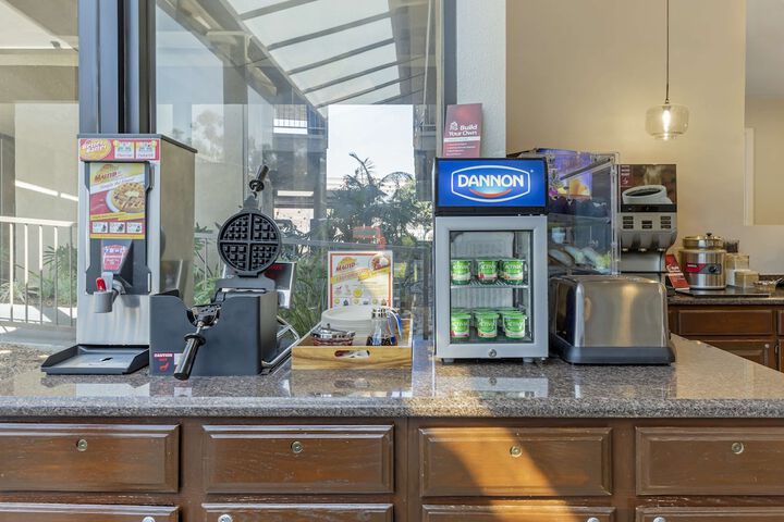 Best Western Plus Executive Inn