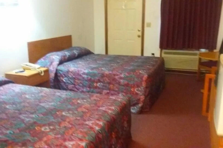 Waldron Inn
