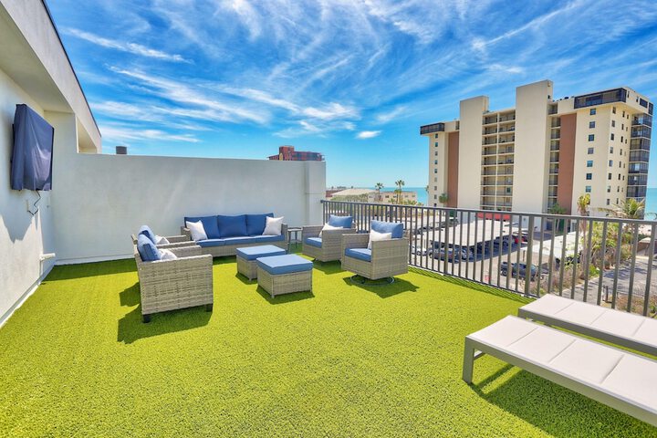 Azul Townhomes C1 - Sol Retreat