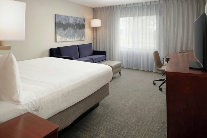 Courtyard by Marriott Shreveport Airport
