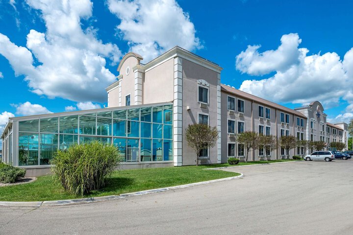 Hotel 2 of 53