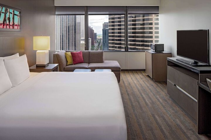 Room 21 of 90