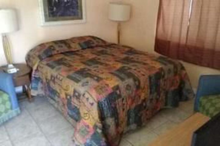 Siesta Motel