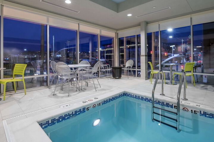 Pool 7 of 46