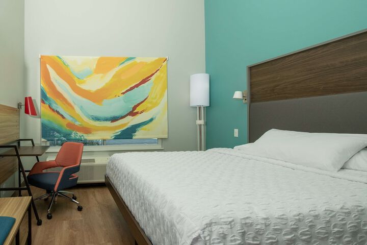 Tru by Hilton The Colony Dallas