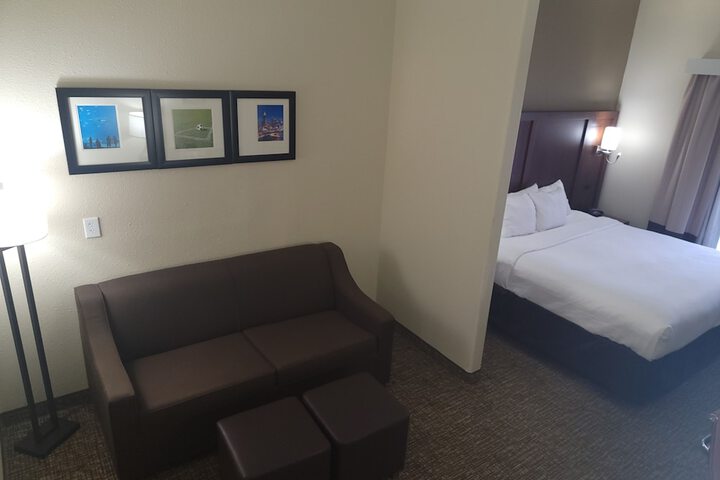 Room 38 of 47