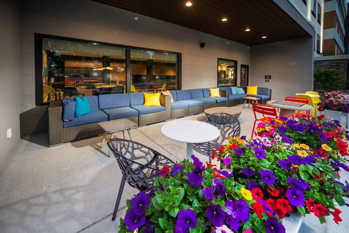 Terrace/Patio 48 of 50