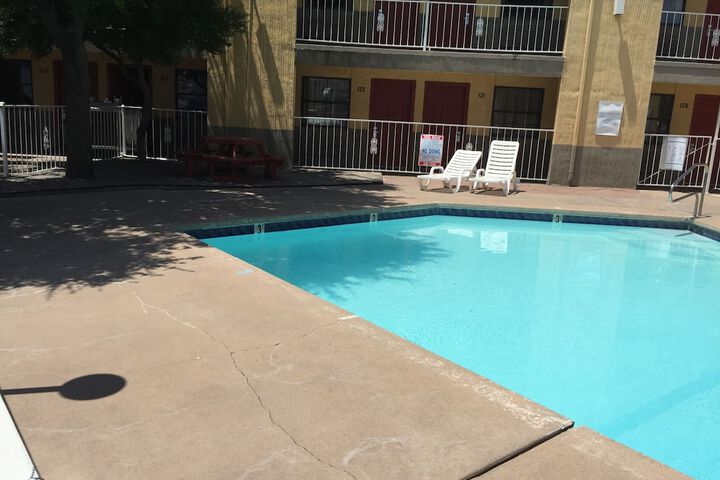 Pool 5 of 42