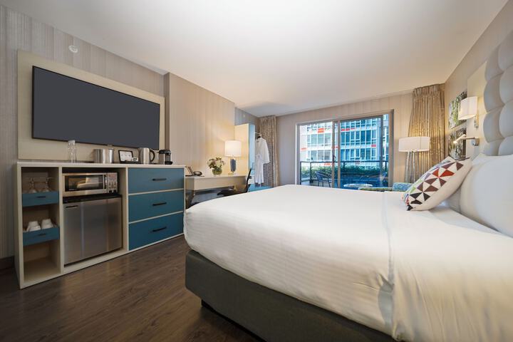 Room 45 of 79