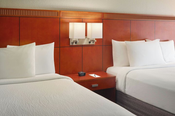 Courtyard by Marriott Atlanta Airport South / Sullivan Road