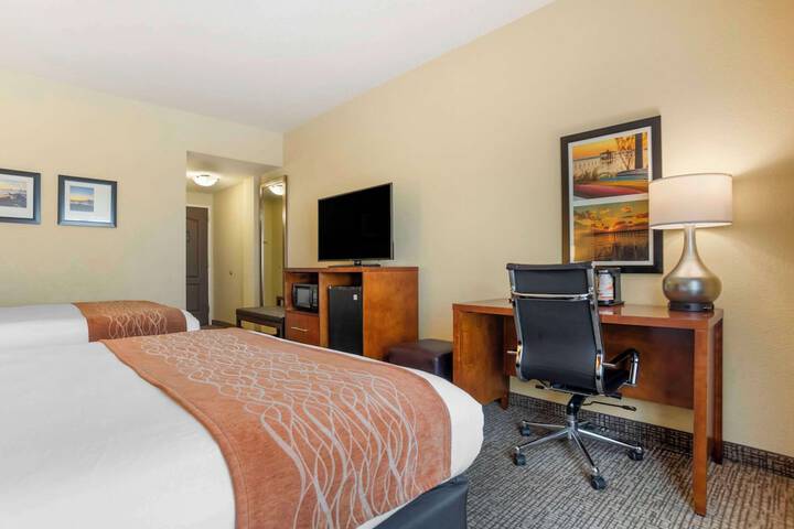 Room 32 of 45