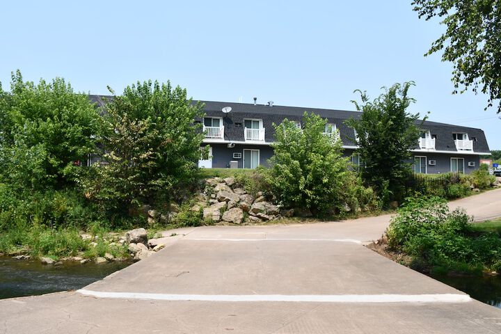 Baymont Inn & Suites by Wyndham Platteville