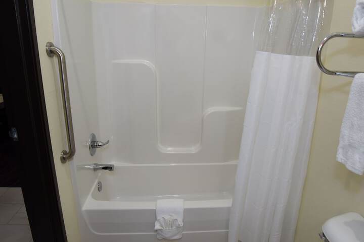 Home Away Suites