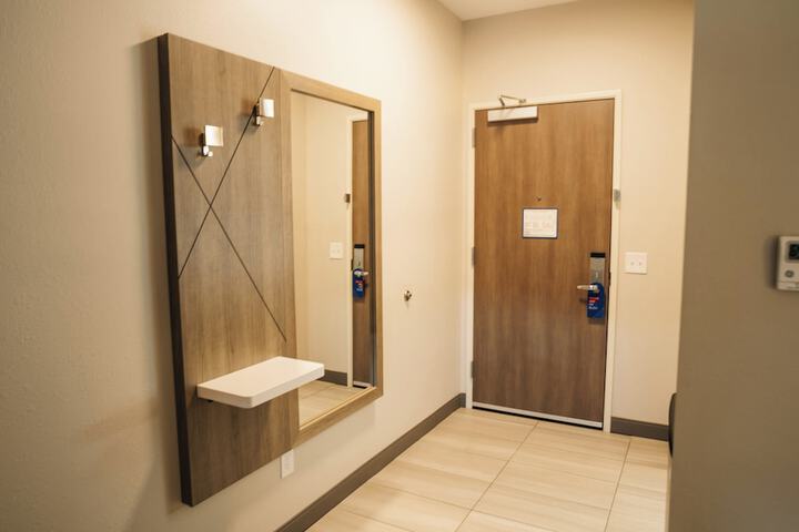 Room 45 of 70