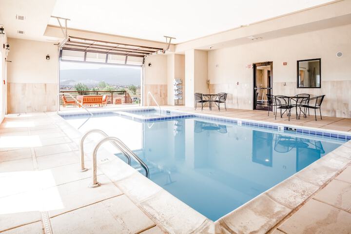 Red Sands Hotel