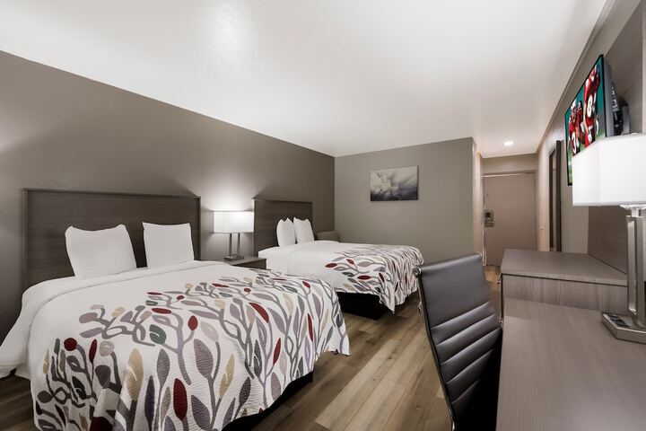 Red Roof Inn Madisonville