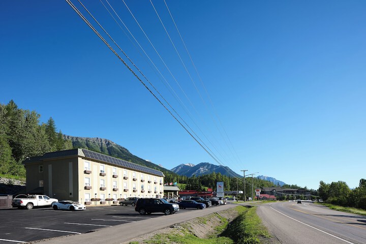 Hotel 8 of 94