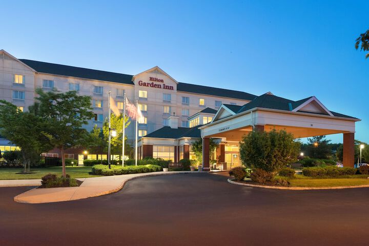 Hilton Garden Inn Edison / Raritan Center