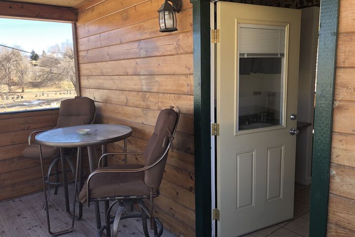 Rustic Inn Motel