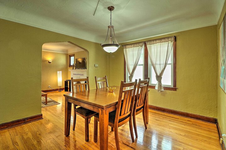Cozy Duplex: Half Mi to Magic Bag & Woodward Ave!