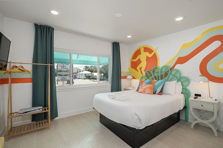 Royal Palms Motel