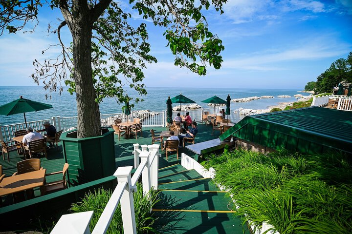 Sundeck 74 of 81