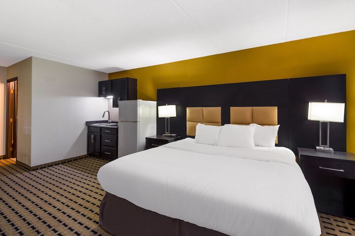 Room 37 of 53