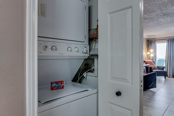 Laundry 71 of 81