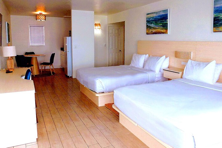 Chateau Mar Beach Resort