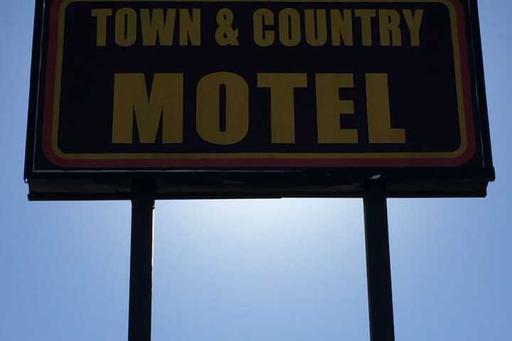 Town and Country Motel