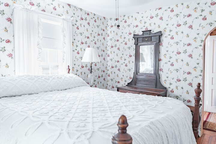 Room 9 of 51