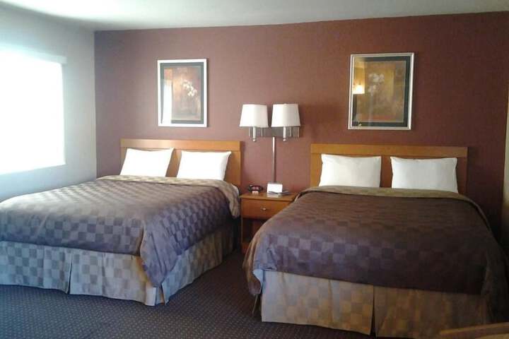 Room 12 of 33