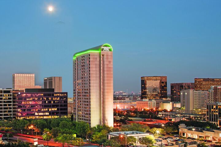 DoubleTree by Hilton Hotel & Suites Houston by the Galleria