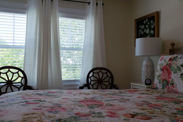 The Elmere House Bed & Breakfast