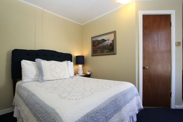 Seagull Inn