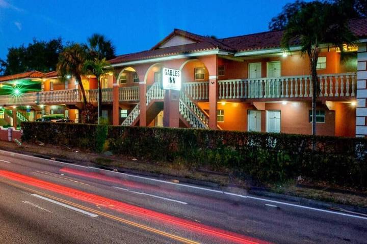 Hotel 5 of 22