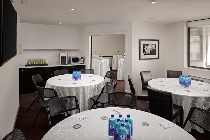 The Andrew Hotel