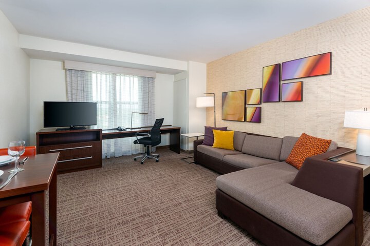 Room 22 of 49