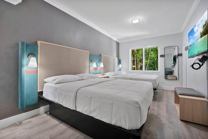 Atrium Hotel Trademark Collection by Wyndham