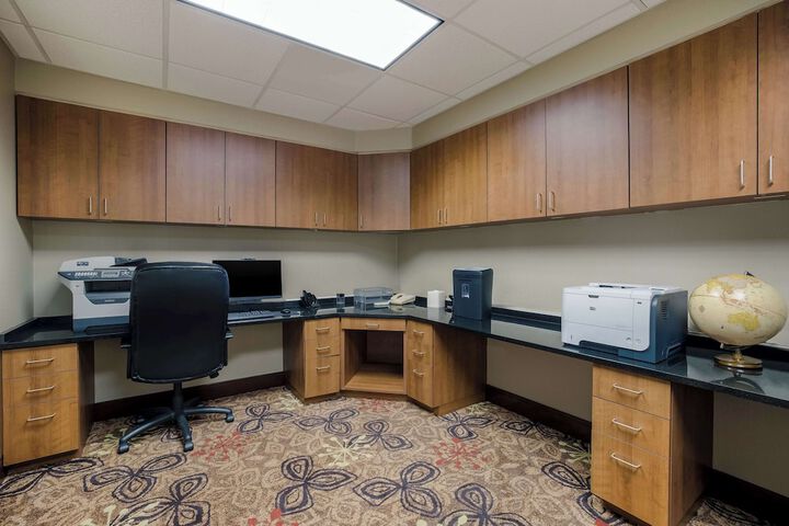 Hampton Inn McHenry
