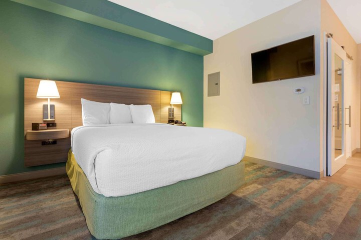 Room 19 of 26
