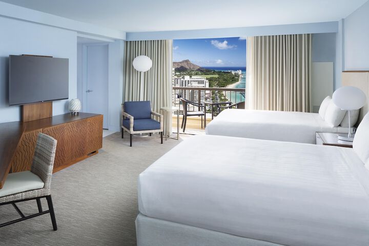 Hyatt Regency Waikiki Beach Resort & Spa