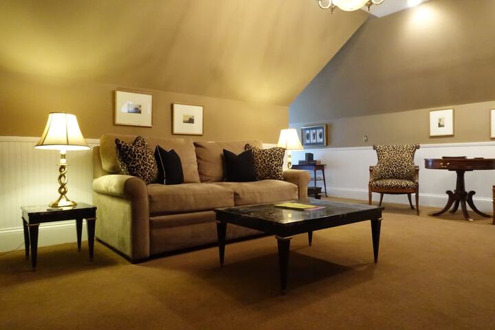 Room 125 of 151