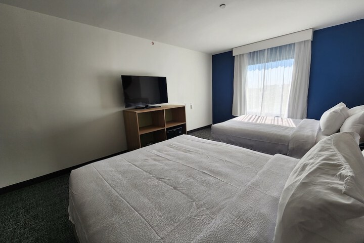 Room 25 of 36