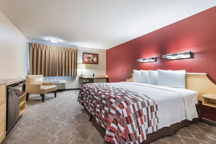 Room 14 of 35