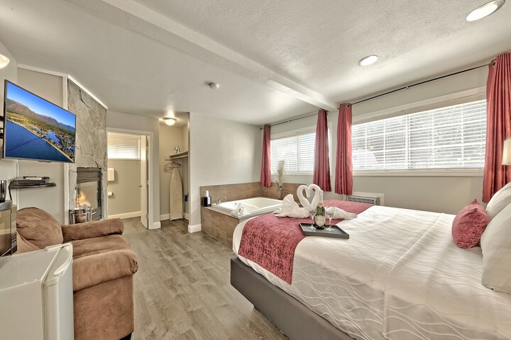Room 28 of 56