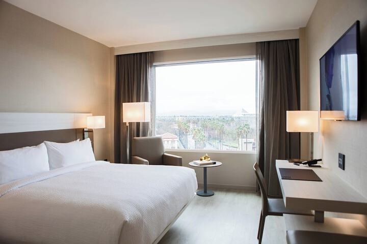 AC Hotel by Marriott San Jose Downtown