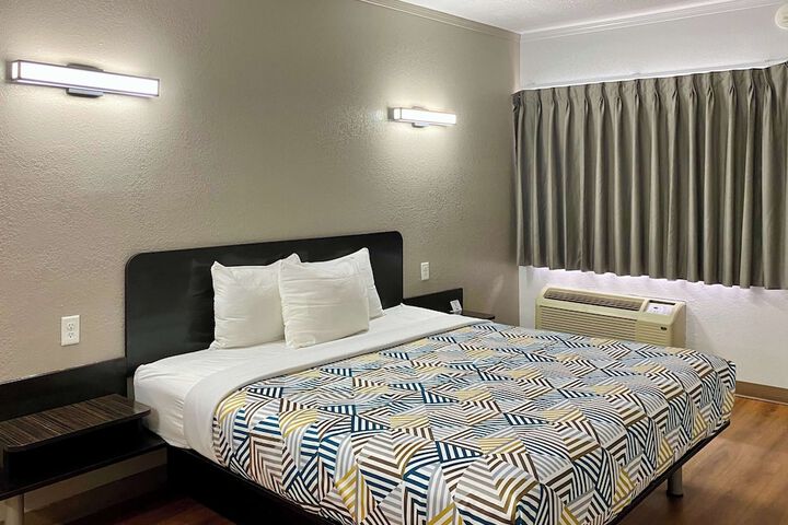 Motel 6 Huntington WV