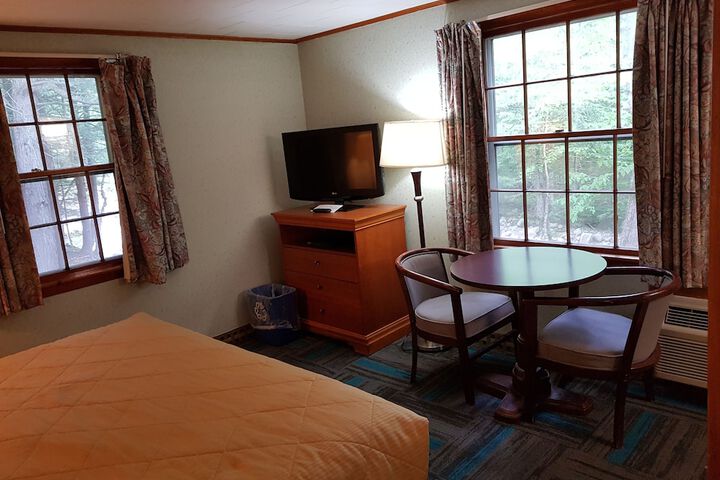 Room 34 of 57